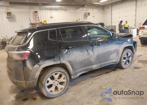 2019 Jeep Compass Limited 4X4 из США, поврежденный, VIN 3C4NJDCB9KT827203